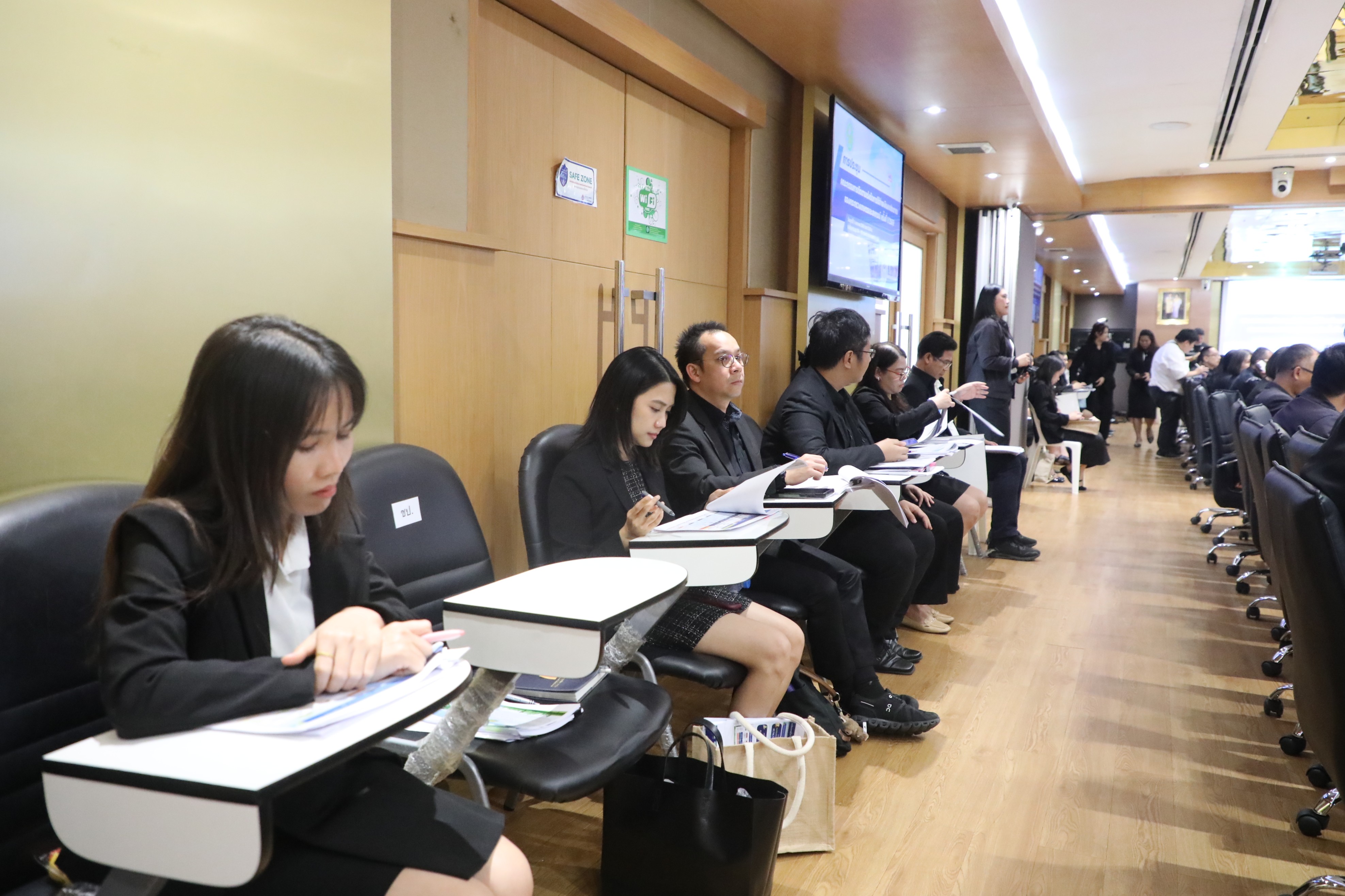 title - ส.ป.ก. ประชุมคณะกรรมการติดตามเร่งรัดการใช้จ่ายเงินงบประมาณของกระทรวงเกษตร์และสหกรณ์ ครั้งที่ 1/2569